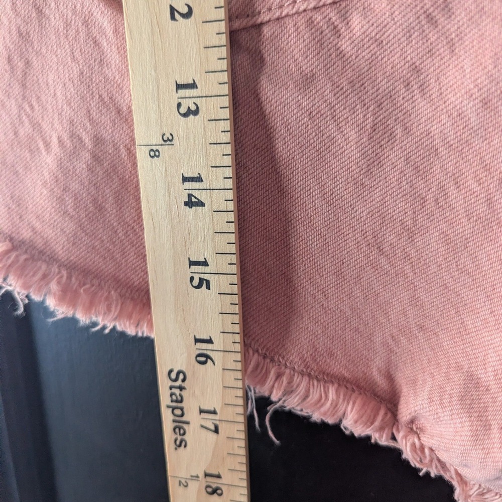 Aeropostale 90s High Rise Cut Off Denim Shorts Pink Distressed Raw Hem Size 10 - Picture 7 of 8